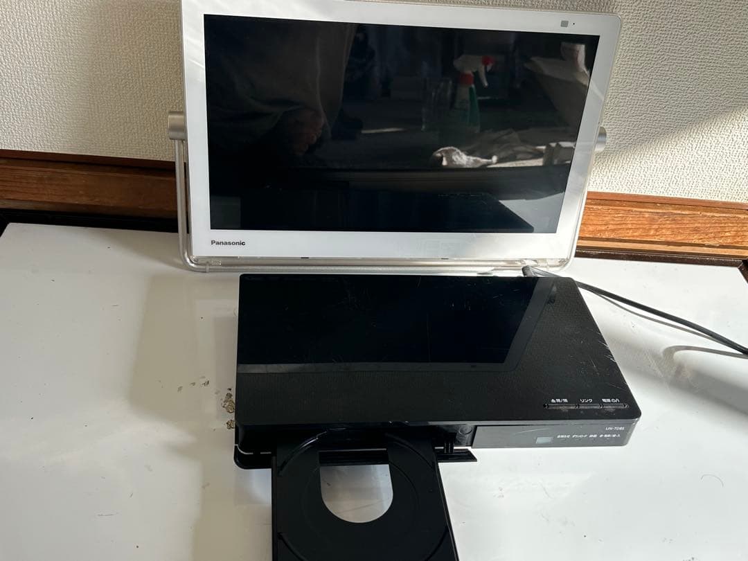 Panasonic UN 15TD8D ポータブルテレビ 2019 Panasonic UN-15CTD9D 2019年製 プライベート ビエラ ポータブルテレビ