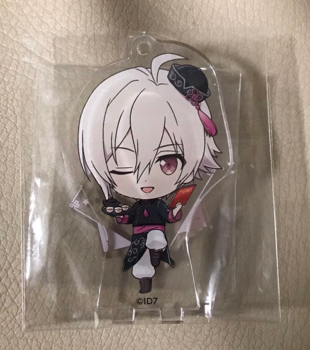 アイナナ 缶バッジ アクキー 九条天