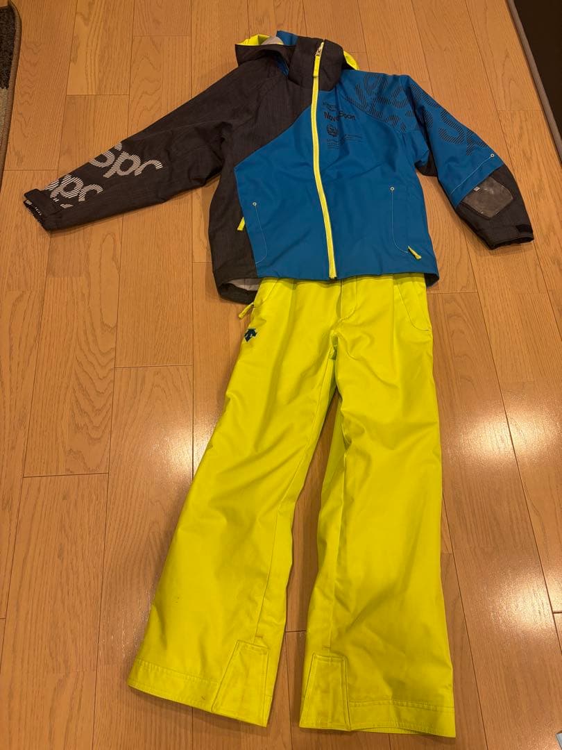 【美品！】スキーウェア　デサント　子供用　140 楽天市場】デサント スキーウェア 140の通販
