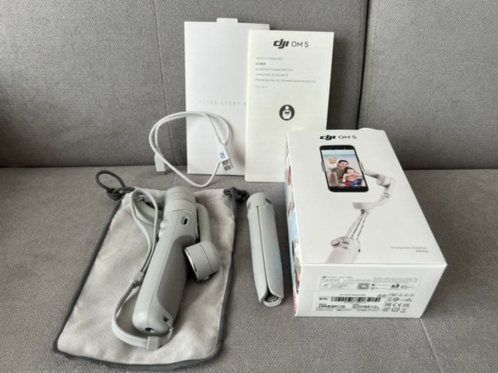 【3回使用　美品】DJI OM5 アテネグレー Amazon.co.jp: 【国内正規品】 DJI OM 5 アテネ グレー スマートフォン