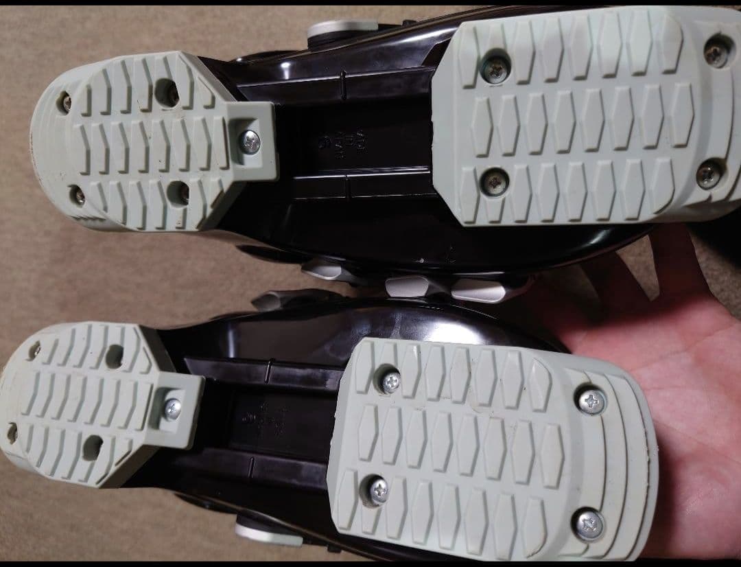 売れないので期限付新品同様品2017年購入オガサカアーマーTYPE-Sブーツ