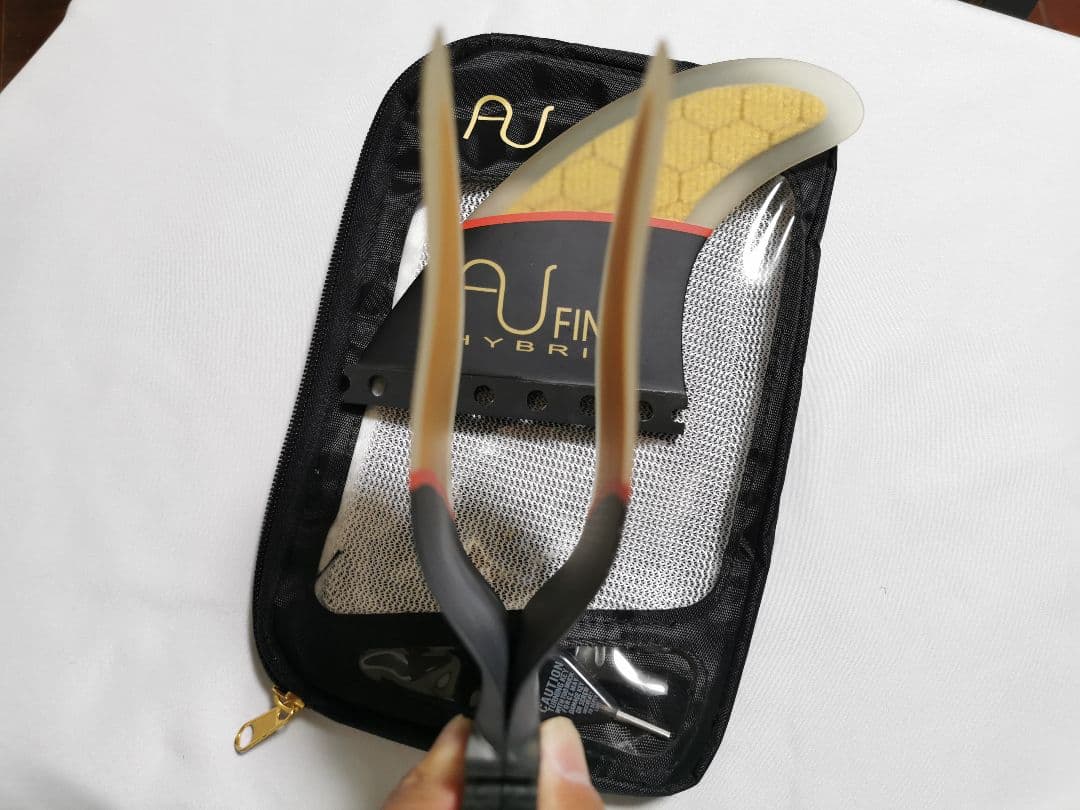 Futures トライ フィン AUフィン AUfins ブラックイエロー