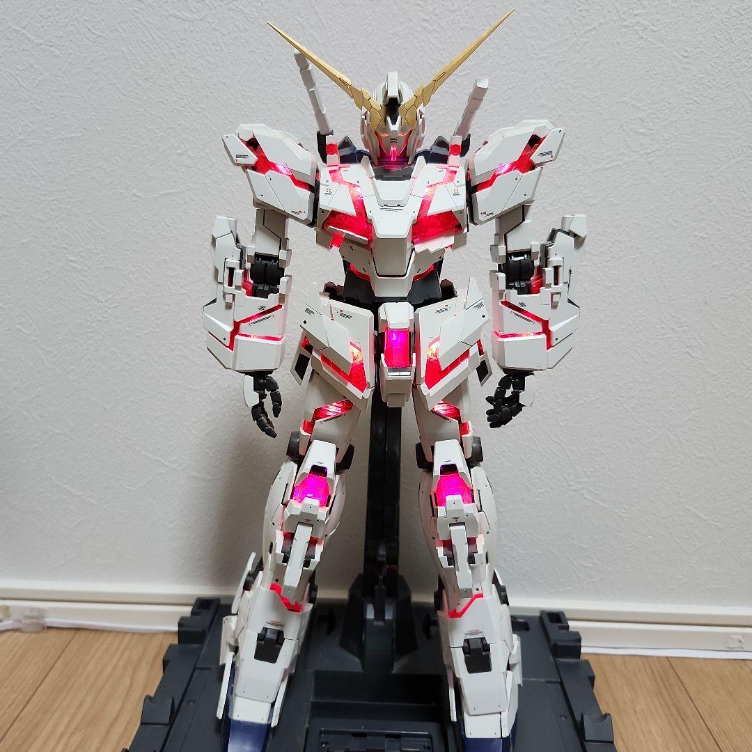PG ユニコーンガンダム LED内蔵済み パーフェクトグレード - メルカリ