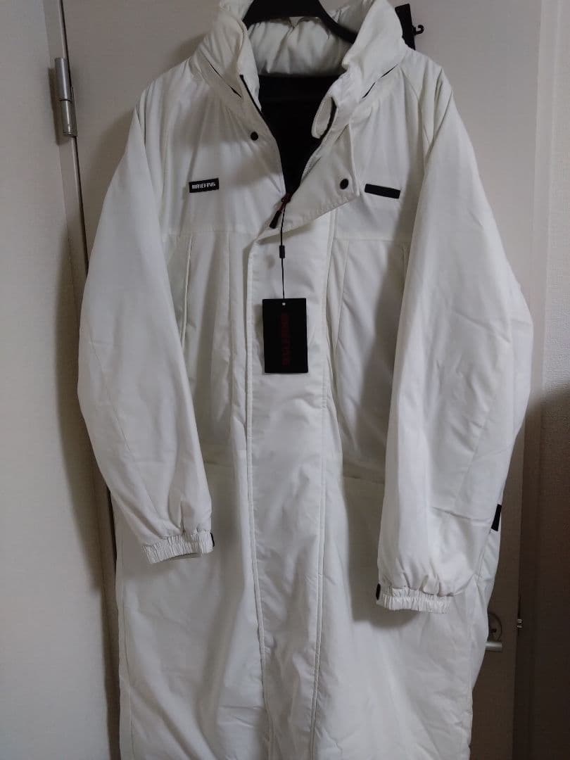 BRIEFING ブリーフィング ダウンベンチコート ヒート温度調節 ホワイト