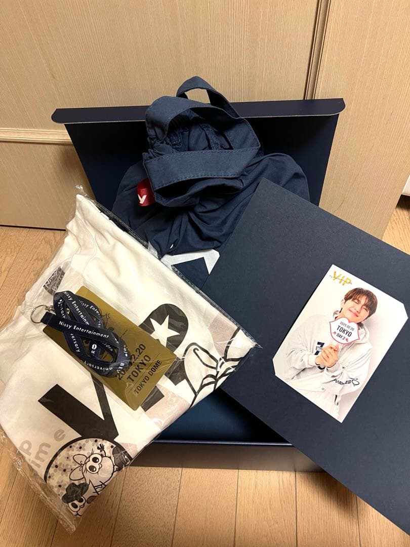 Nissy VIPシート　限定グッズ　銀テ付き