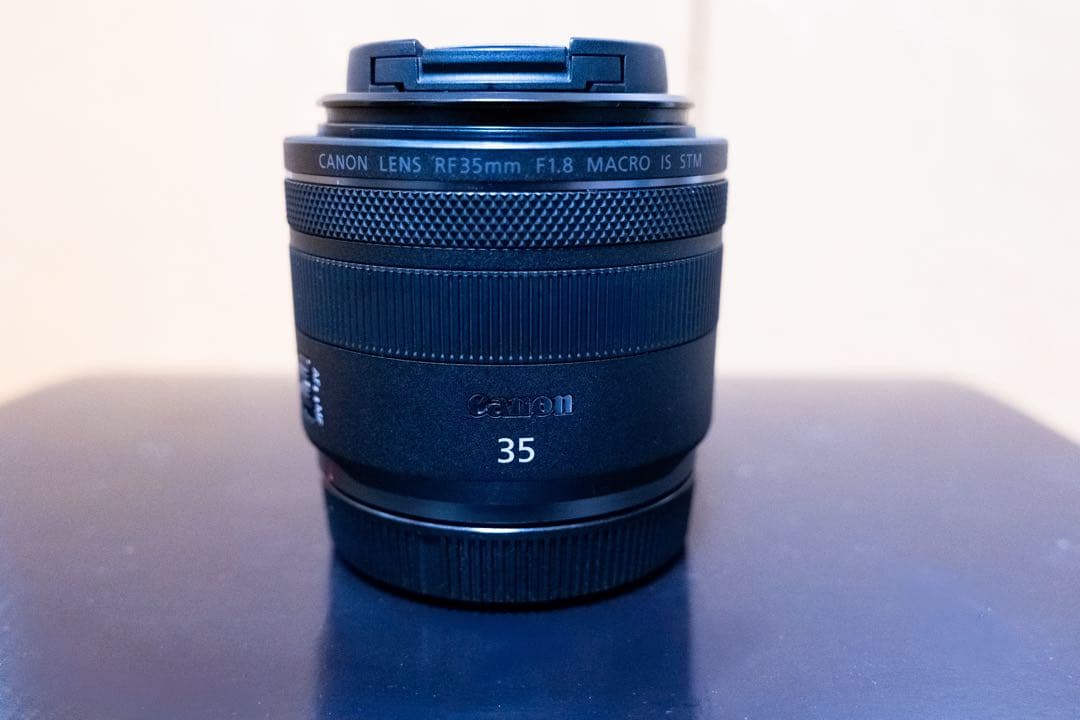 【美品】Canon RF35mm F1.8 MACRO IS STM 防湿庫保管 Canon RF35mm F1.8 MACRO IS STMの出品 | ONE SCENE（ワンシーン）