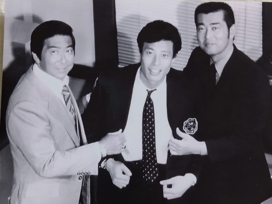 舘ひろし渡哲也石原裕次郎石原プロ入社写真 - メルカリ