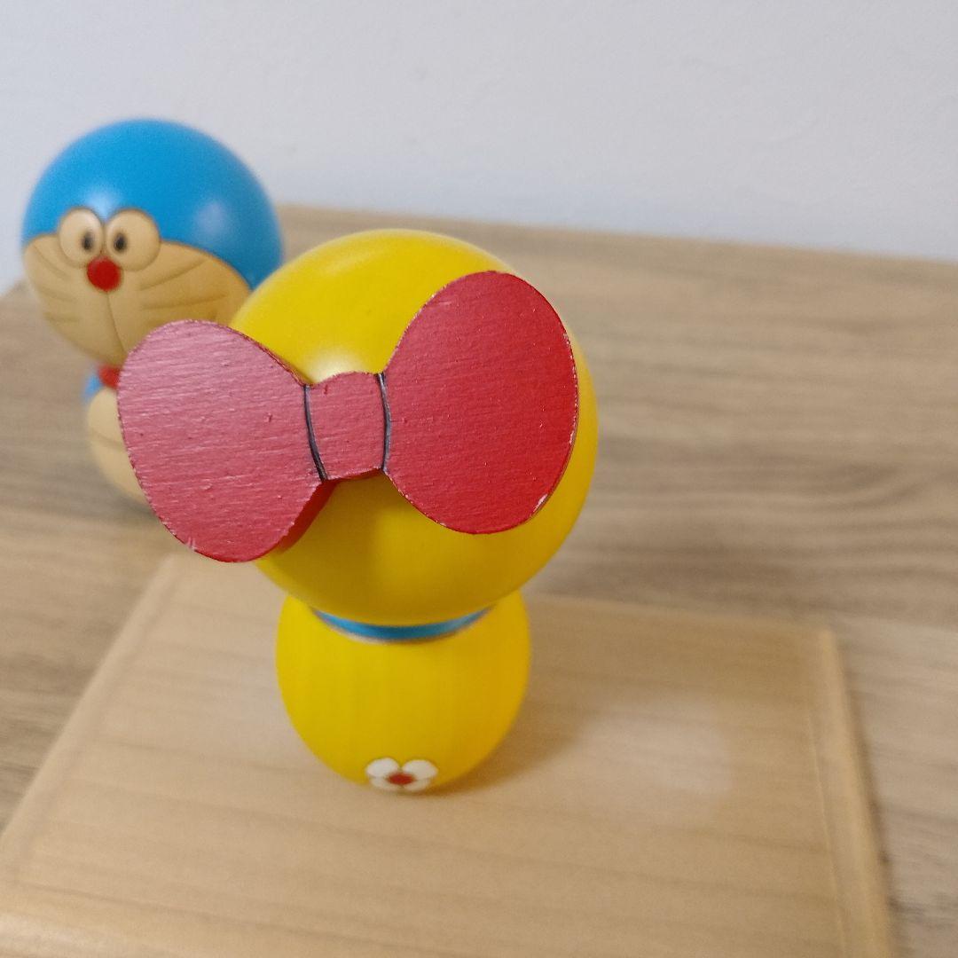 ドラえもん　ドラミちゃん　卯三郎こけし　2点台座セット 　藤子・F・不二雄