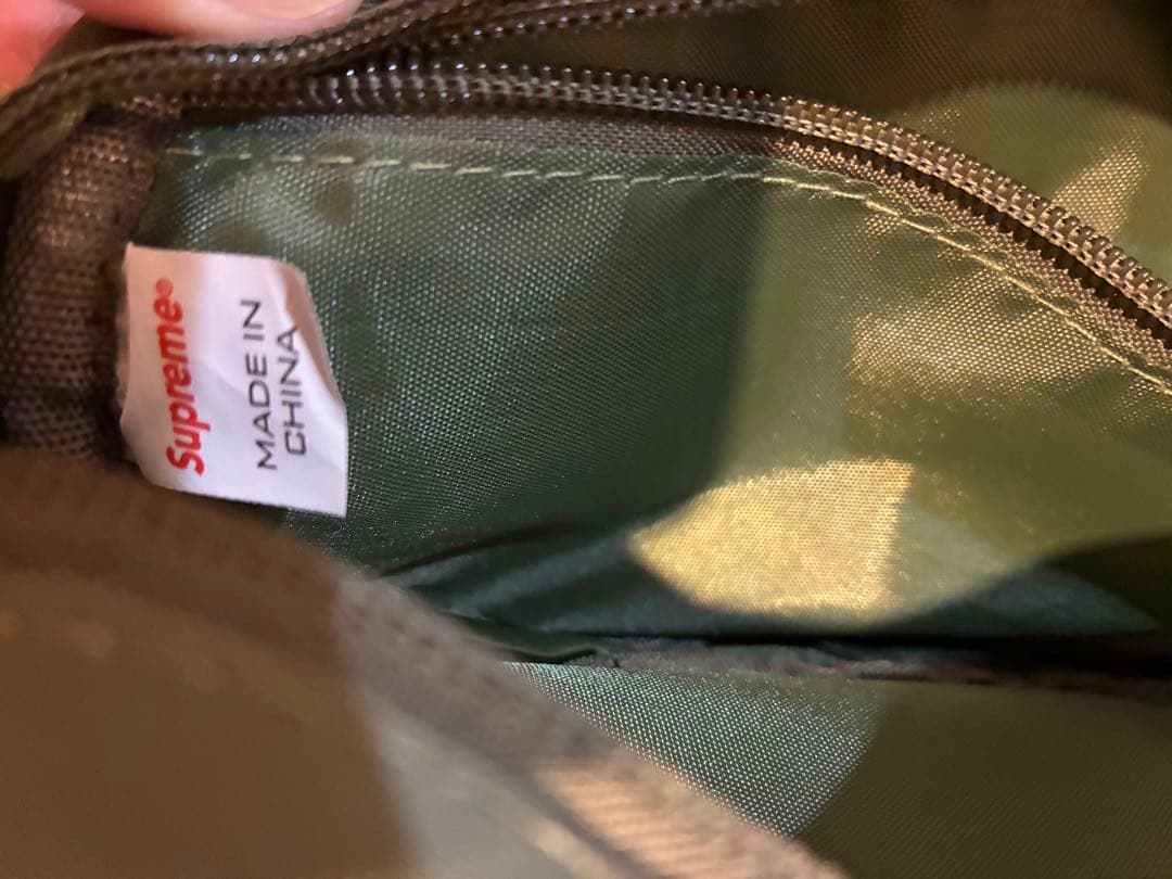 美品❣️Supreme ボディバッグ オリーブ CORDURA製 - メルカリ