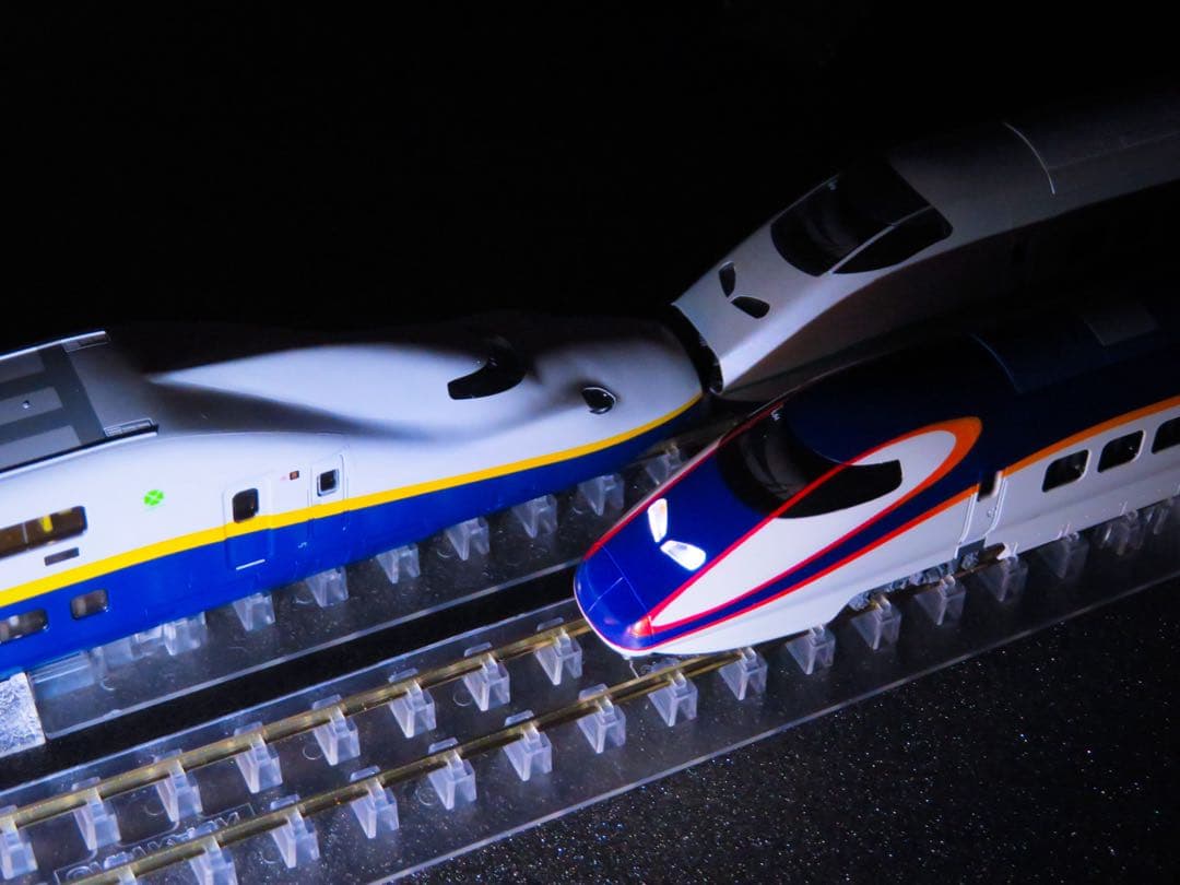 KATO E4系新幹線 Max 8両セット(最新ロット)【新品,未使用品】