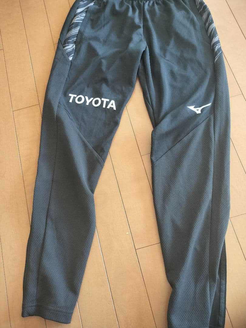 名古屋グランパス ジャージ 上下セット - メルカリ