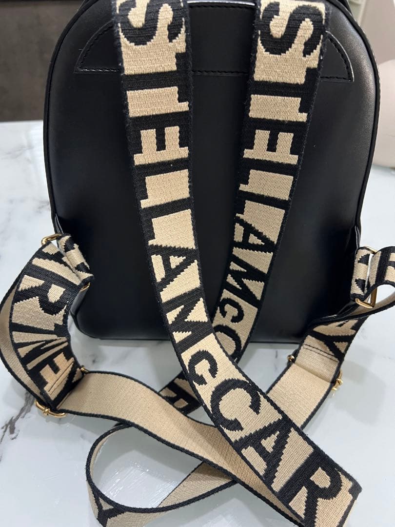 ステラマッカートニー◇ロゴストラップ リュック - メルカリ