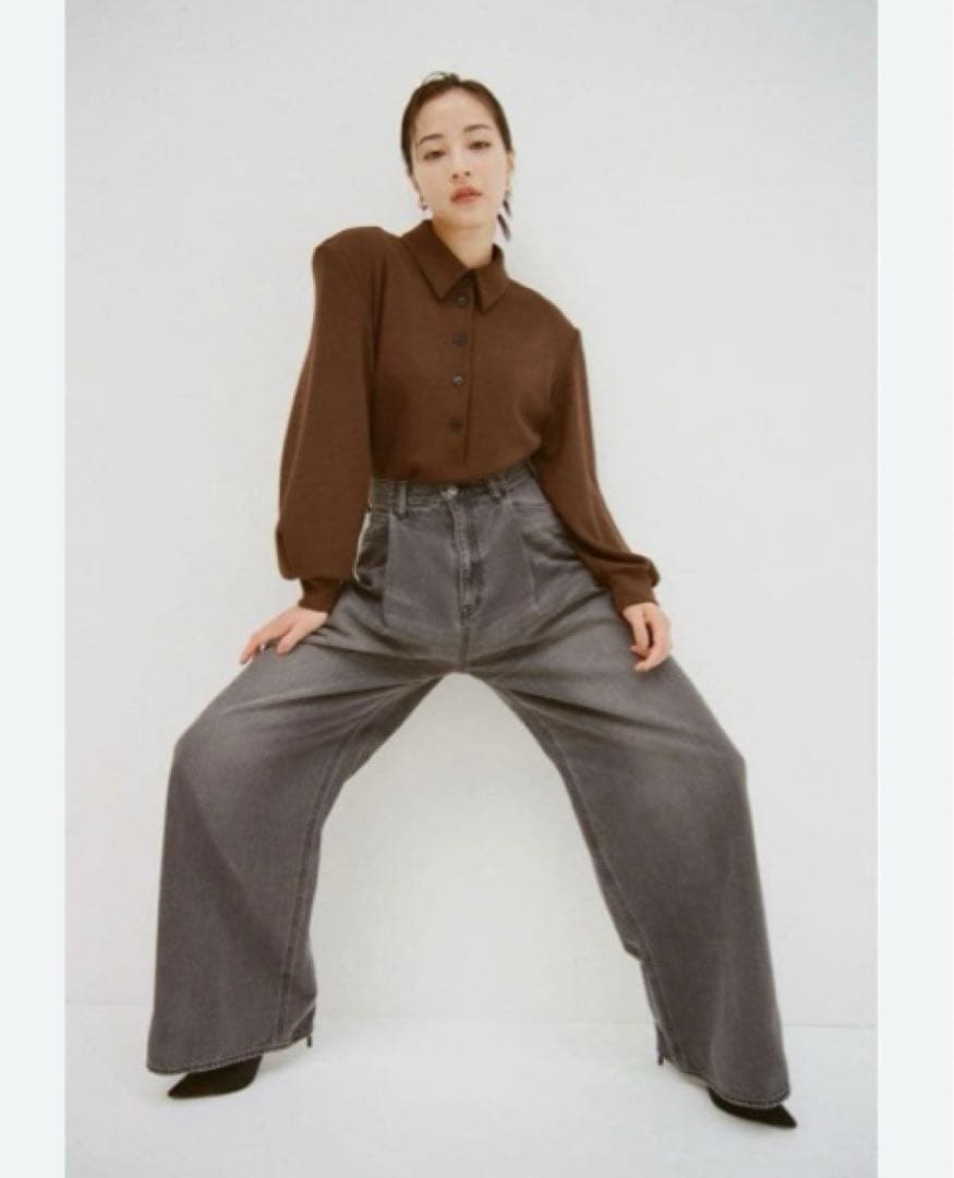 広瀬すず×CLANE TUCK WIDE DENIM PANTS - メルカリ