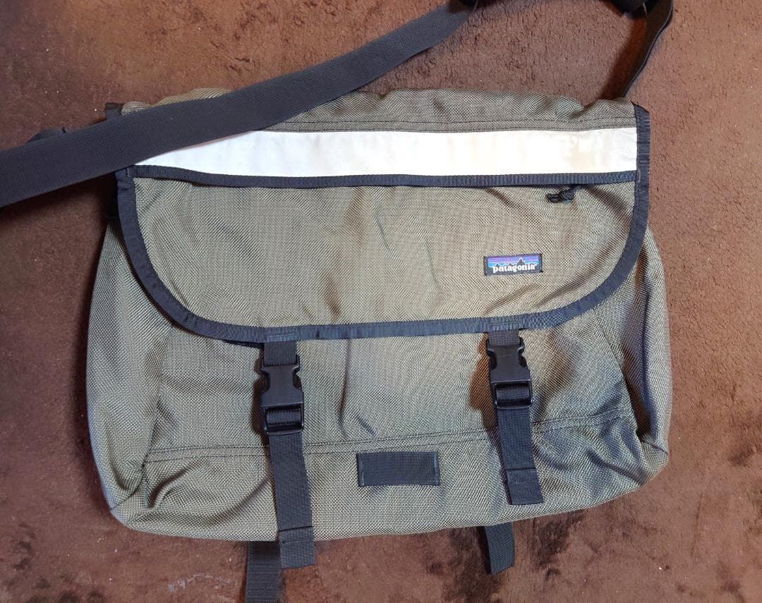 パタゴニア patagonia メッセンジャーバッグ ハーフマスバッグ USA patagonia - patagonia パタゴニア ハーフマス メッセンジャーバッグ