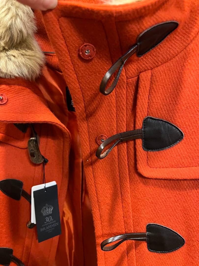 値下げ_新品_BRAHMIN 30周年記念 ダッフルコート オレンジ - メルカリ
