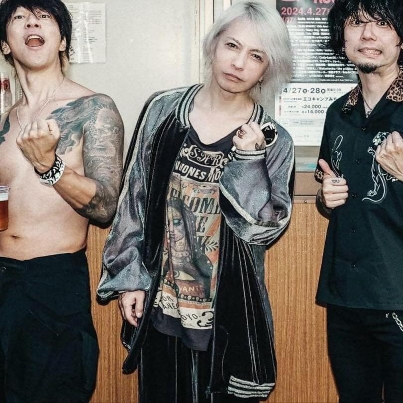 【新品希少】　HYDE着 SHARE SPIRIT ベロアスカジャン ブルゾン 激レア】HYDE着 SHARE SPIRIT ベロアスカジャン ブルゾン 希少 - メルカリ