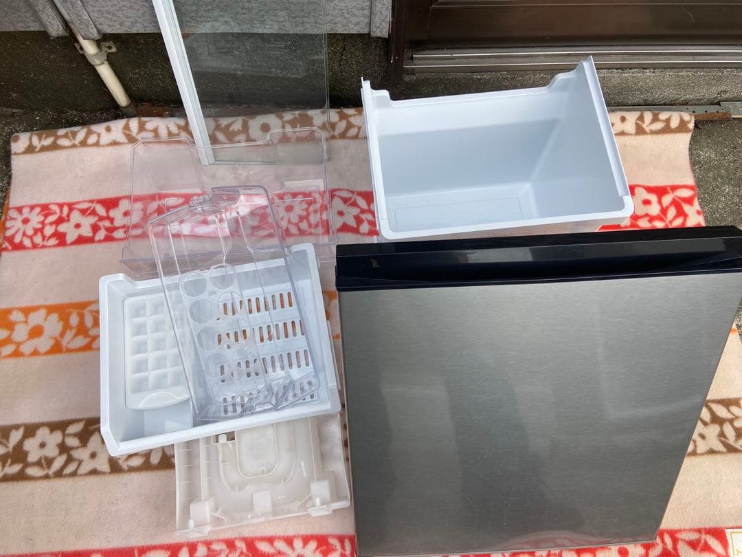 A537 美品 AQUA 2022年製 126L 冷蔵庫 シルバー - メルカリ