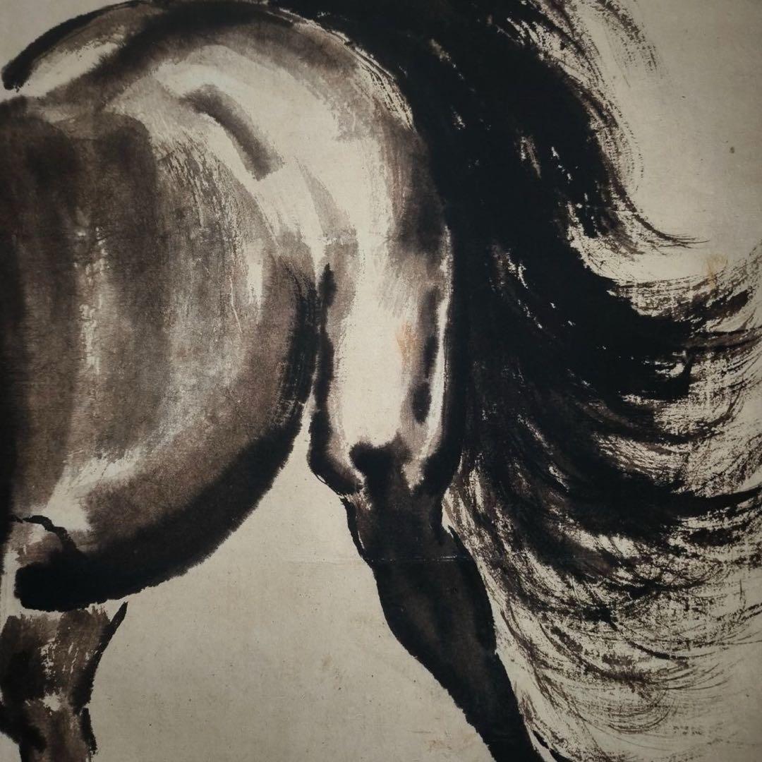 中国画・徐悲鴻 駿馬図 中堂 掛け軸 - メルカリ