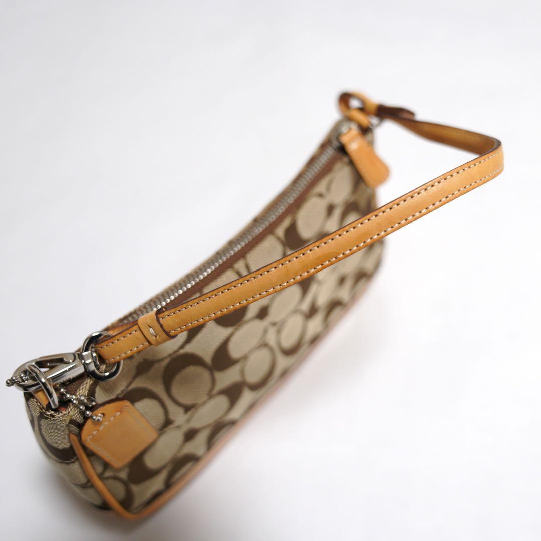 コーチ アクセサリーポーチ ワンショルダー キャンバス シグネチャー