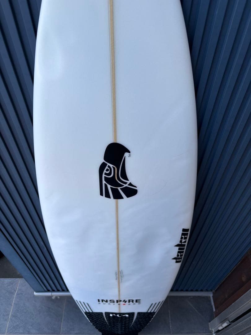 インスパイアサーフボード レブレイション 5'8 - サーフィン・ボディ