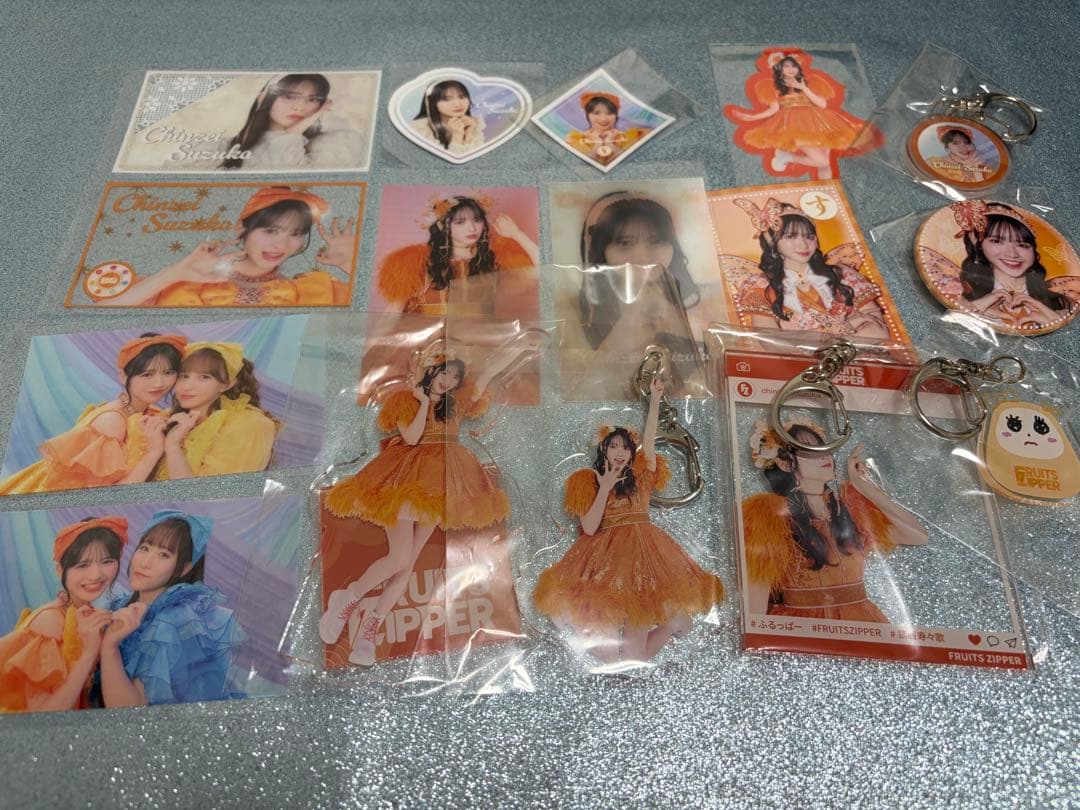 FRUITSZIPPER 鎮西寿々歌 ラッフルセット - メルカリ