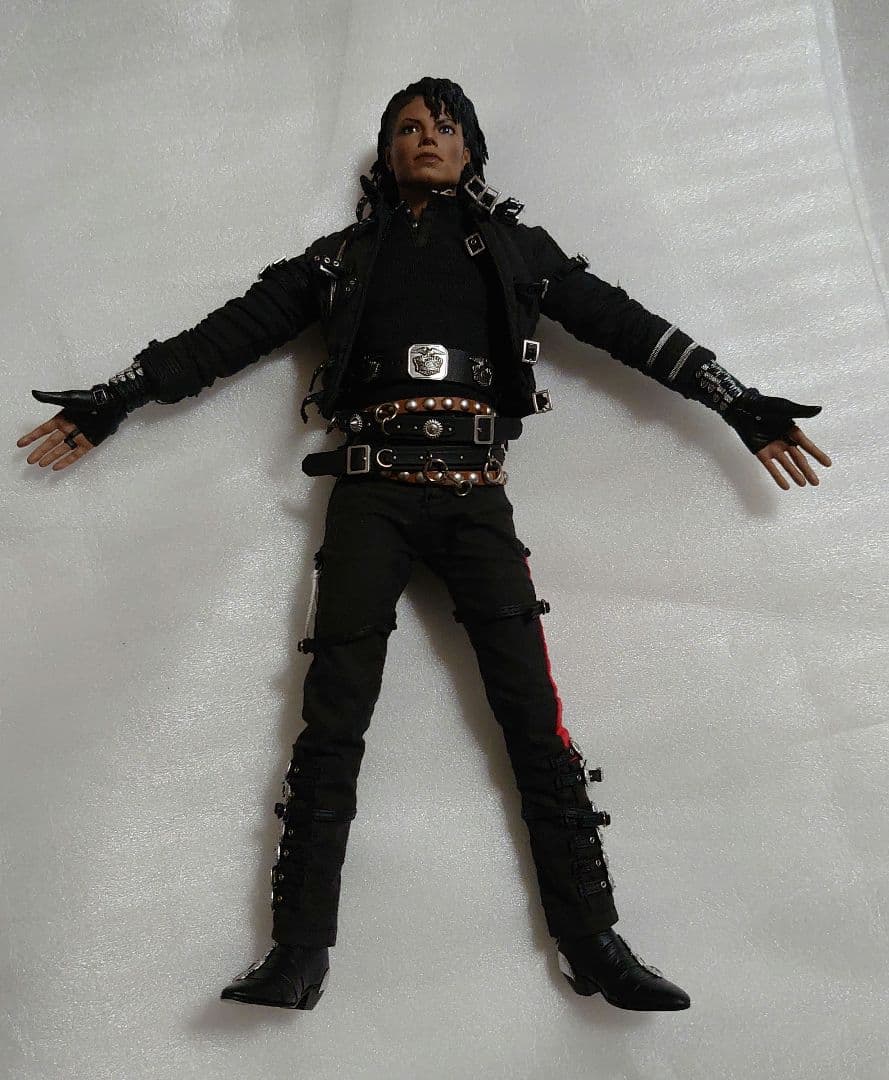 土日限定値下げ ホットトイズ マイケル・ジャクソン 1/6 フィギュア