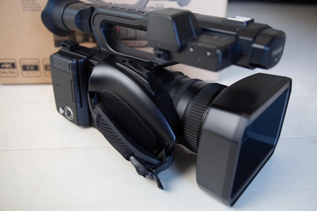 Panasonic HC-X20-K 業務用ビデオカメラ 通電時間38h - メルカリ