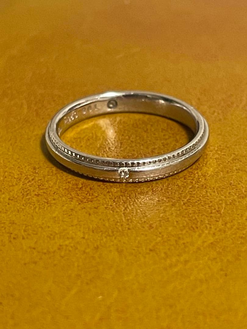 プラチナ　ミル打ちリング ダイヤモンド付き プラチナ ダイヤモンド ミル打ち リング 結婚指輪 マリッジリング