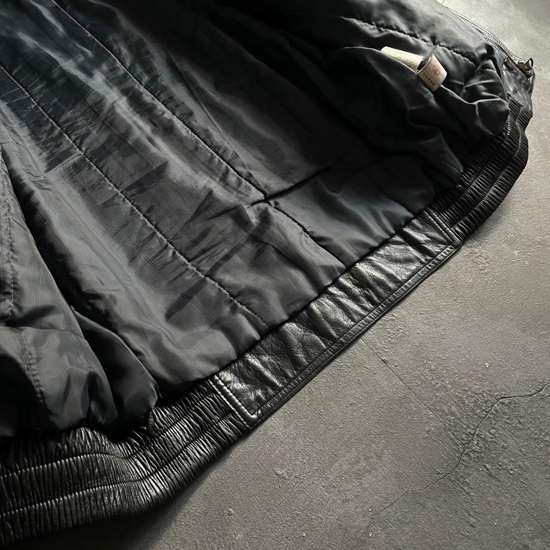 type A-2“volunt“牛革“黒“短丈“bomber jacket