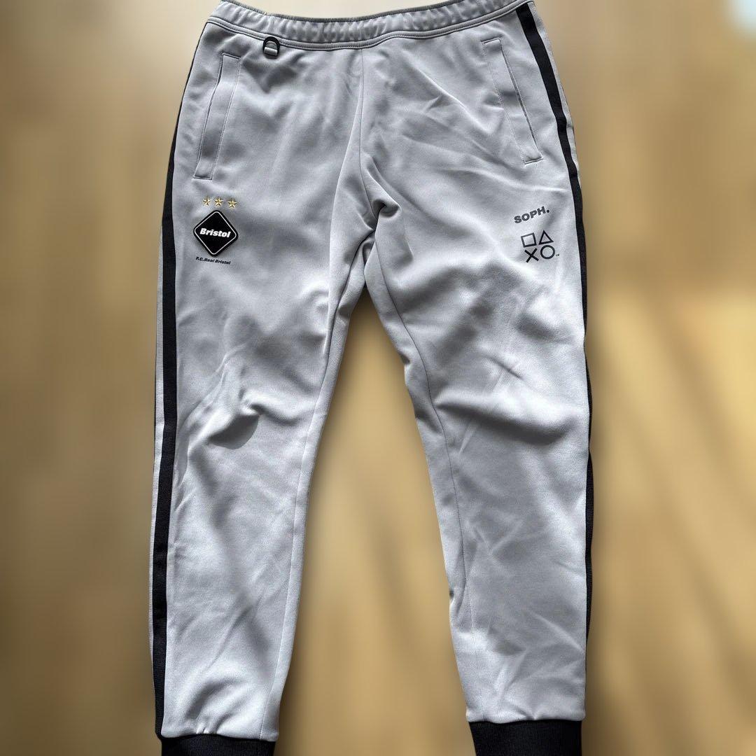 fcrbxPlayStation 30周年ダブルネームトラックパンツ