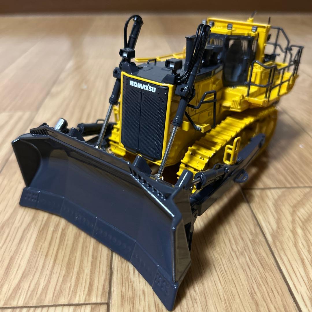 KOMATSU D375A-8 、D475A-5EO1:50 ダイキャストモデル - メルカリ