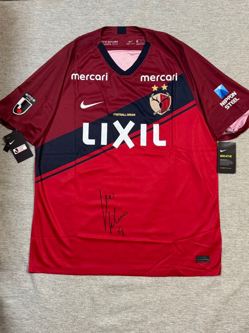 【サイン入り】鹿島アントラーズ　レオシルバ　ユニフォーム(新品・タグ付) 2025シーズン 新ユニフォームのデザインならびにレプリカ（1st半袖