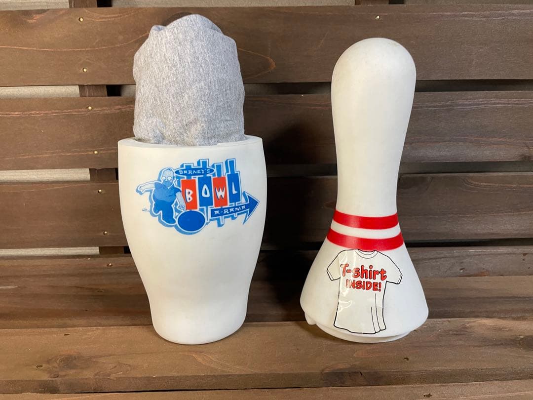 元WBA・WBC世界スーパーフェザー級王者ヘナロ・エルナンデス サイン