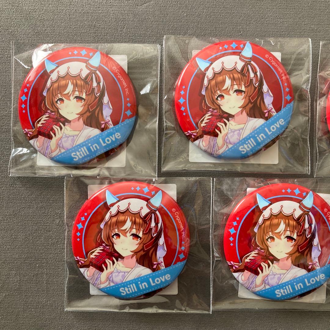 ウマ娘 トラベルポップアップストア 新千歳 スティルインラブ 缶バッジ