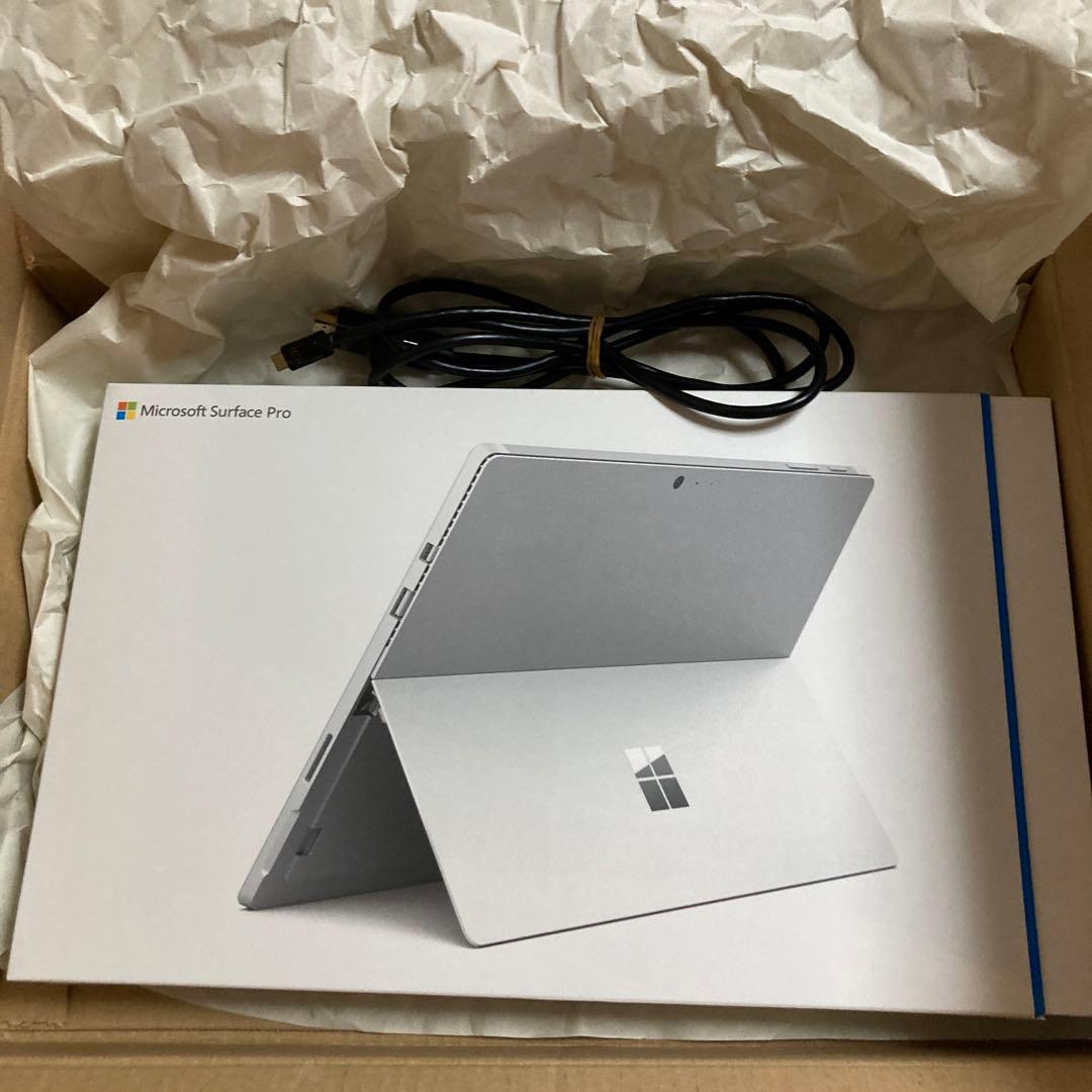 Surface Pro 4 人気 (English/英語OS) 初期化済み・箱つき