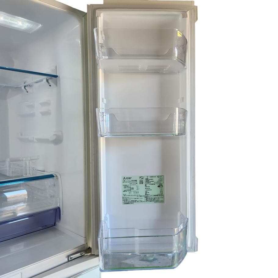 三菱 冷蔵庫 MR-WX52D-W 2018年製 517L 6ドア 観音開き - メルカリ