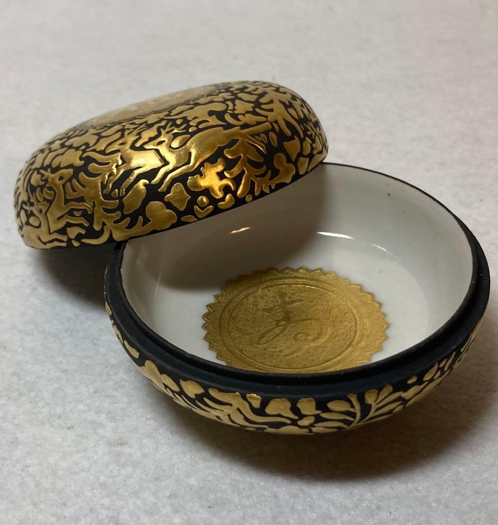B403h「正倉院 香合」仲田錦玉作 共布共箱 錦芳書 福寿 盛金彩 九谷焼