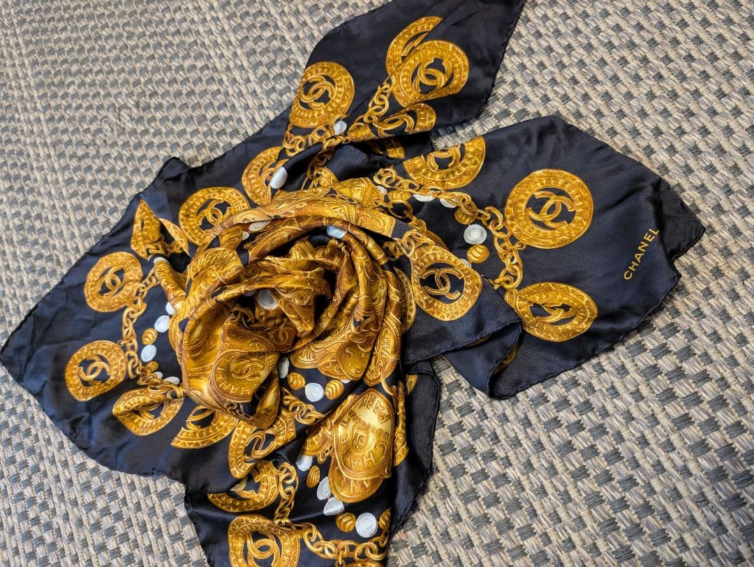 ◇訳あり◇CHANEL コインデザイン スカーフ大判シルク正方形レア年代物