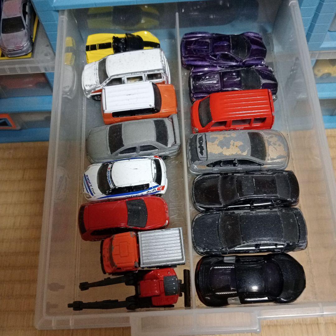 トミカ 199台まとめ売り トミカ収納駐車場