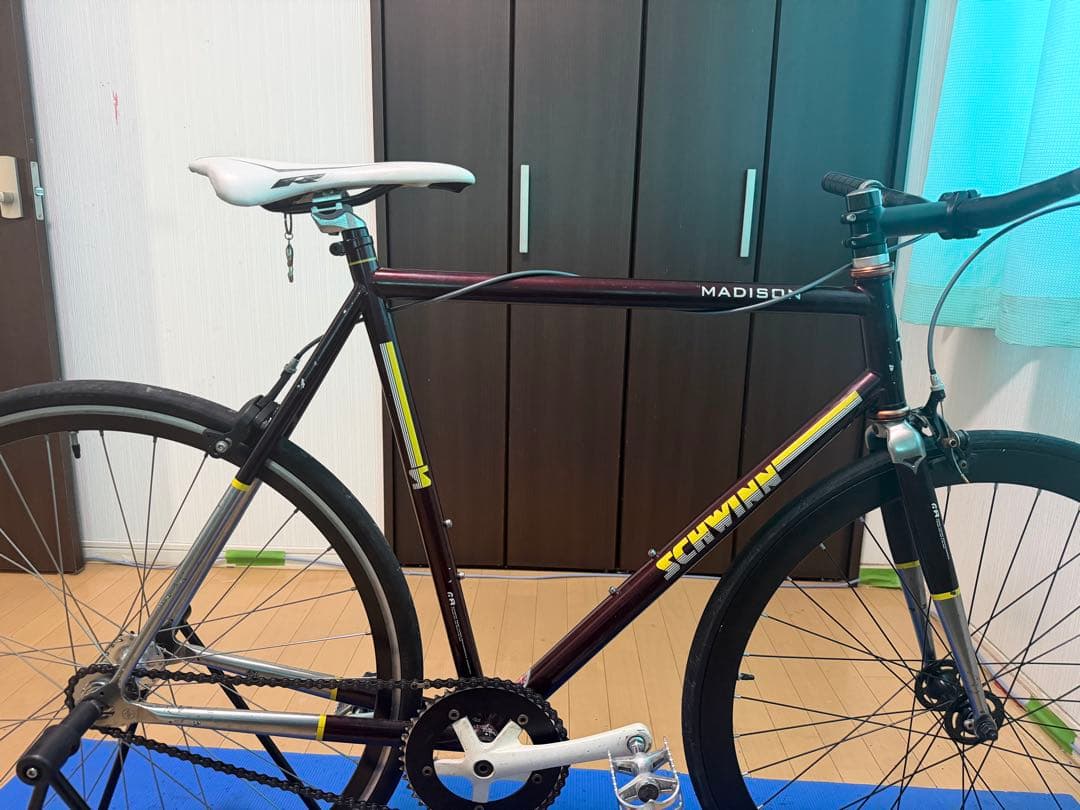 SCHWINN MADISON 2012年モデルSCHWINN QUALITY - メルカリ