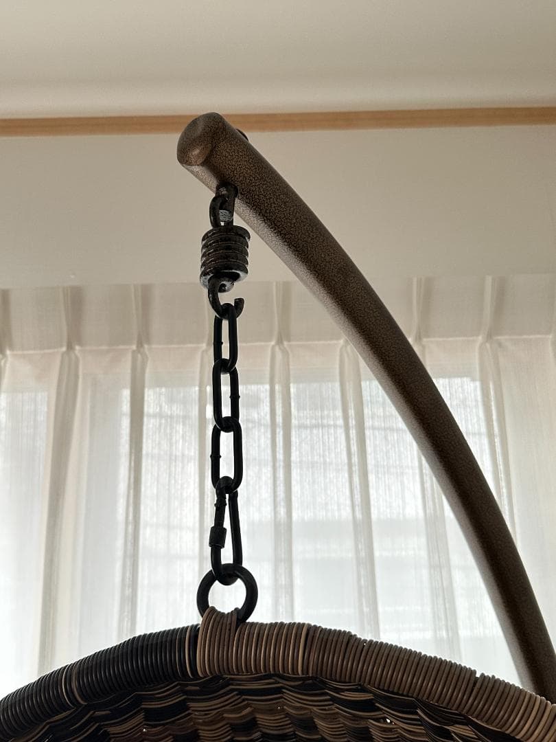 《直接引取》【超美品】ハンギングチェア ラタン調 自立式 ハンギングチェアー