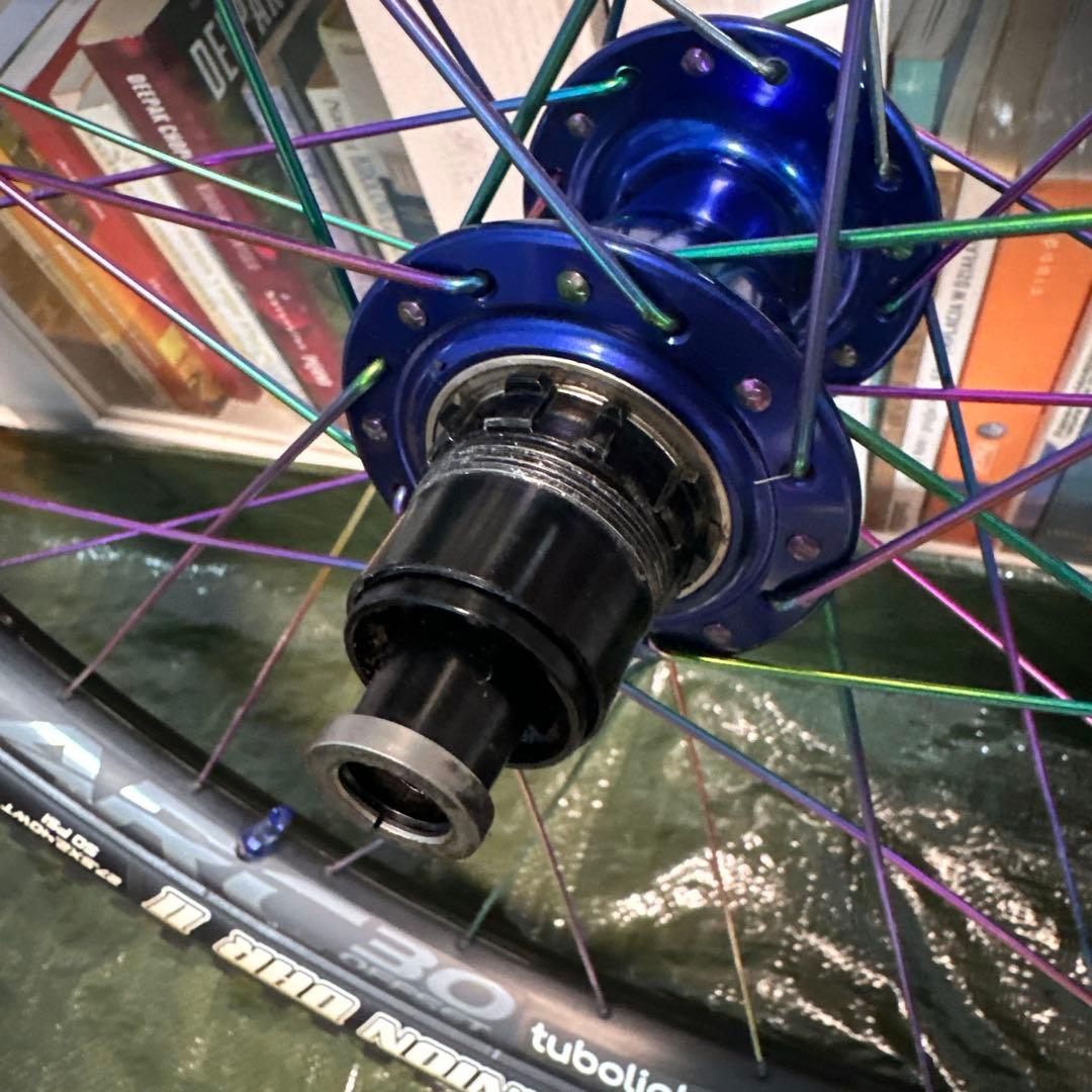 マグ様専用 1/2 CHRIS KING手組みホイール（マレット仕様） - メルカリ