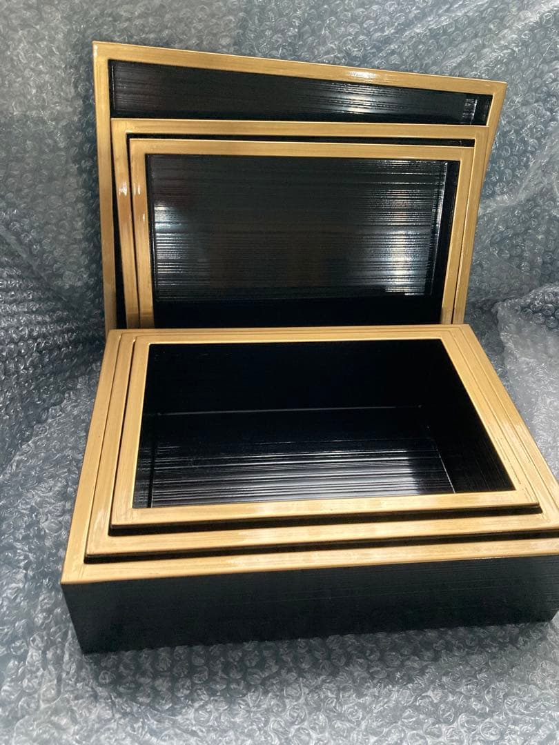 よ*ん様 【真筆保証】森 英恵 直筆色紙の通販｜www.fincorniche.com