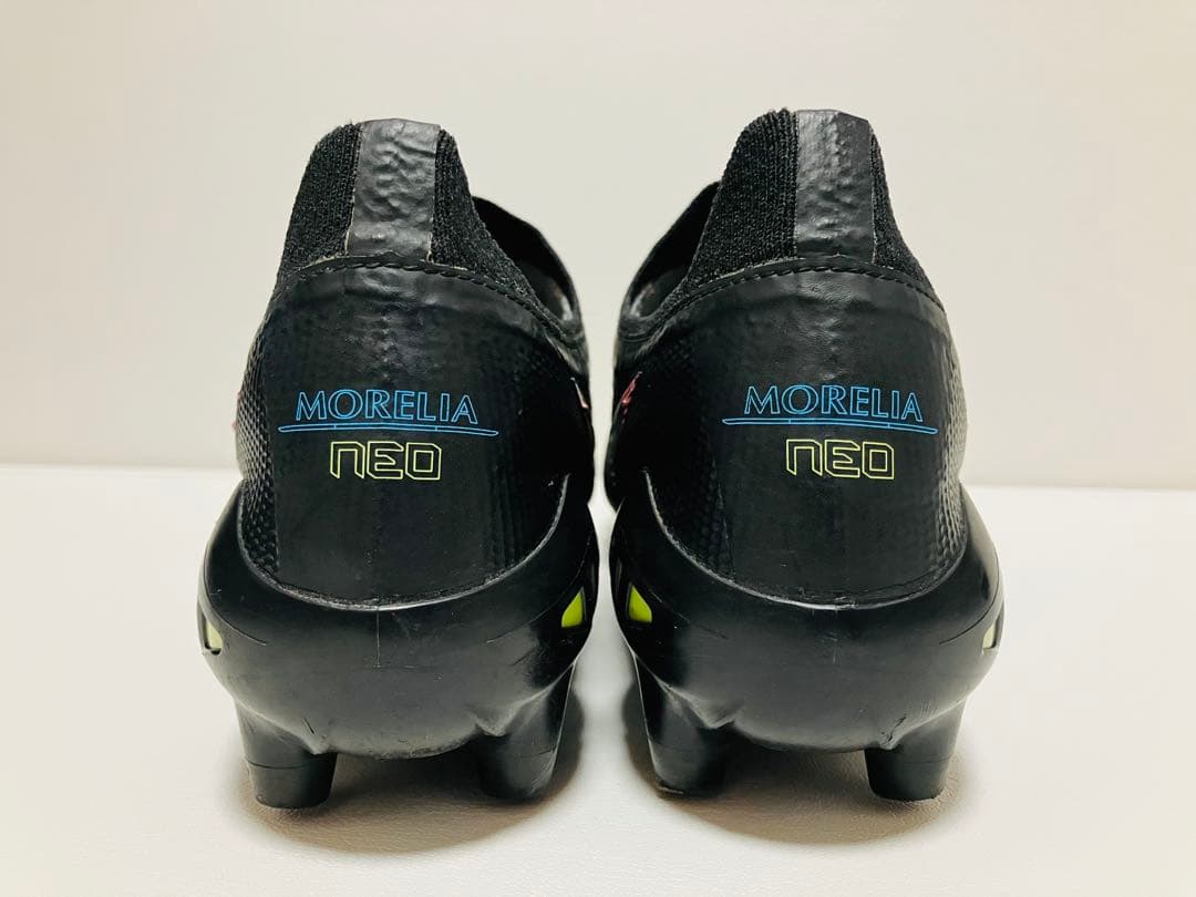 モレリアネオ3βJAPAN 25.5cm