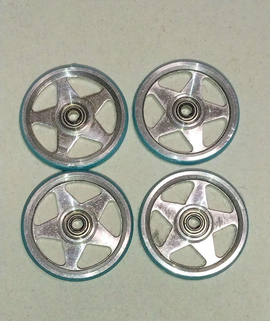 【再出品】ミニ四駆　軽量2段　軽量13mm　軽量19mm　純正ブルー　ローラー