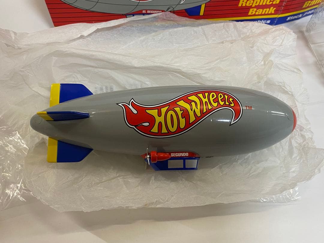 ホットウィール　ブリンプ　Hot Wheels Blimp