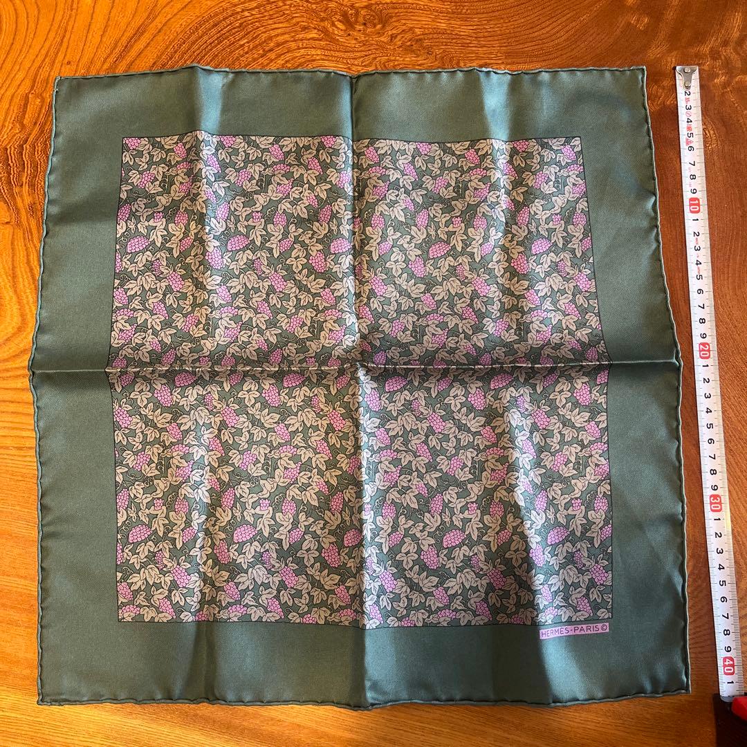 エルメス　スカーフ　40×40 美品　お値下げしました！ HERMES（エルメス） スカーフ カレH 80 CARRE 77×76 サーベル飾袋