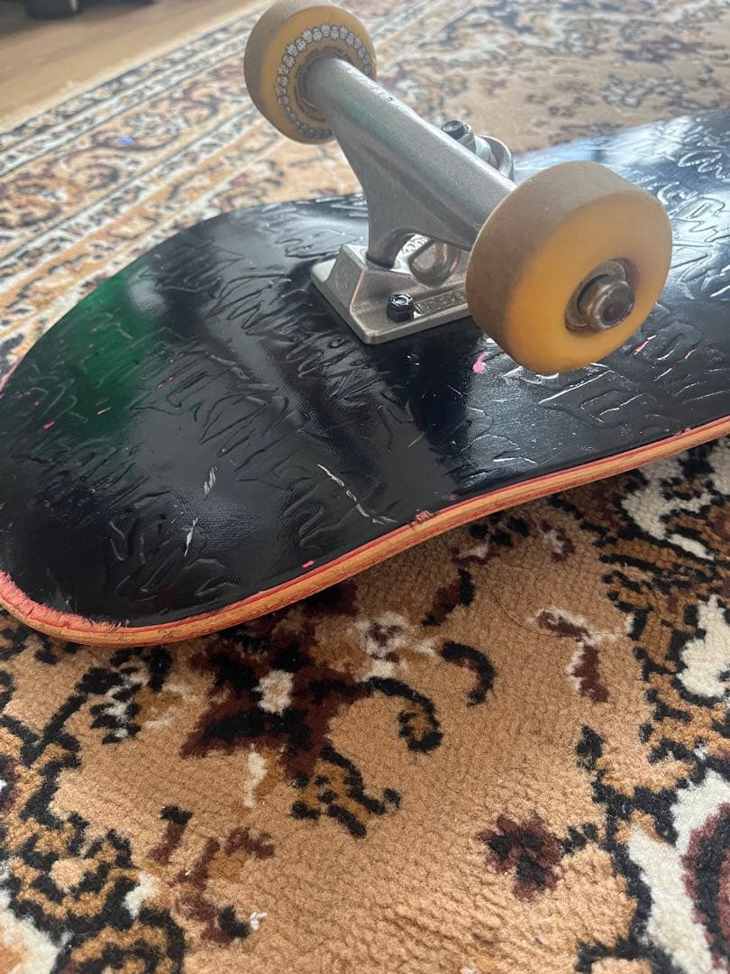ファッキンオーサム スケートボード コンプリート 美品 値下げ可能です