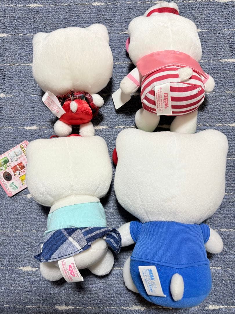 【 マスコット 〜 小さめぬいぐるみ 】ハローキティ