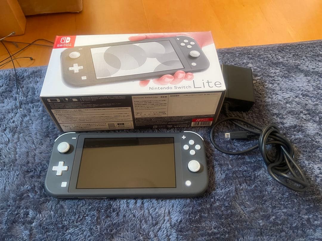 美品 Nintendo Switch Lite グレー 本体 ACアダプター付き - メルカリ